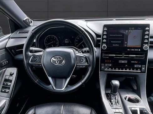 Used 2019 Toyota Avalon Touring w/ Advanced Safety Package image 5