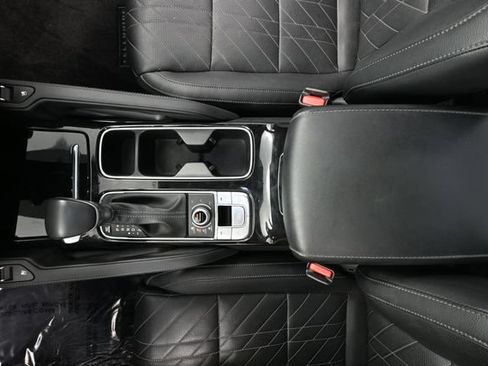 Used 2023 Kia Telluride SX X-Line AWD/4WD image 35