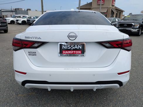 Certified 2025 Nissan Sentra SV FWD image 5