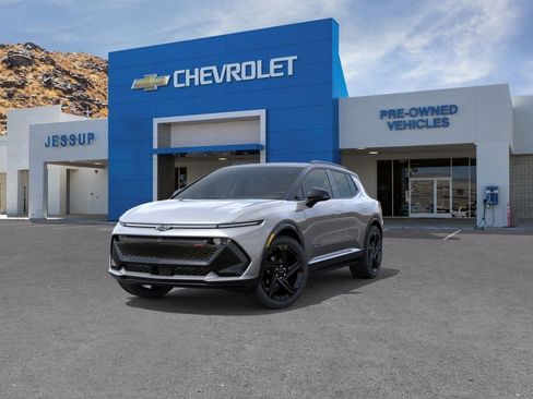 New 2026 Chevrolet Equinox EV RS image 8