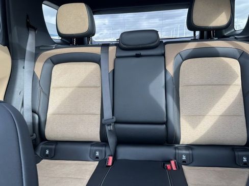 New 2026 Chevrolet Equinox ACTIV w/ Convenience Package III image 27