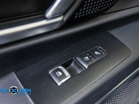 Used 2022 Kia Telluride SX w/ SX Prestige Package AWD/4WD image 30