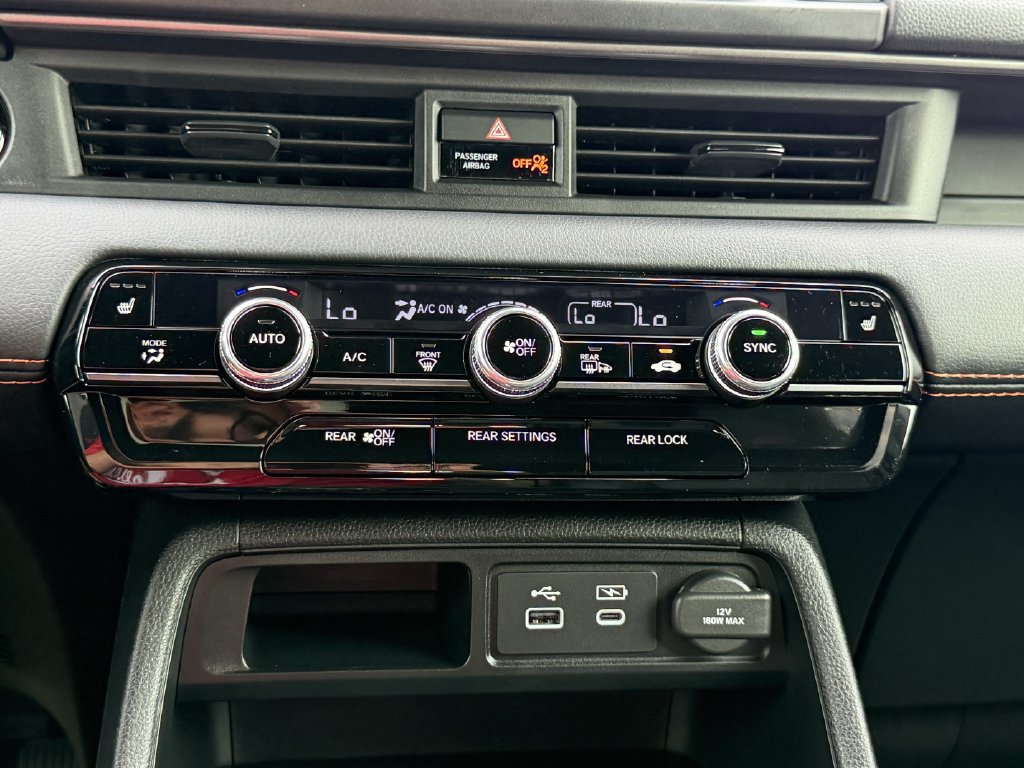 Certified 2025 Honda Pilot TrailSport image 21