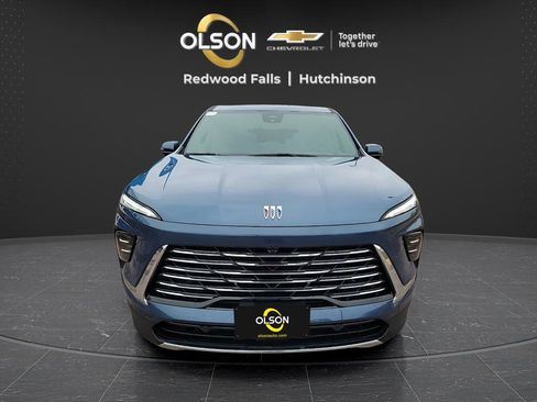 Used 2025 Buick Enclave Preferred image 9