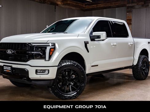 Used 2025 Ford F150 Platinum w/ FX4 Off-Road Package image 5