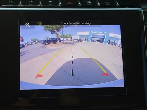 Used 2023 Jeep Grand Cherokee Laredo w/ Luxury Tech Group I RWD image 25