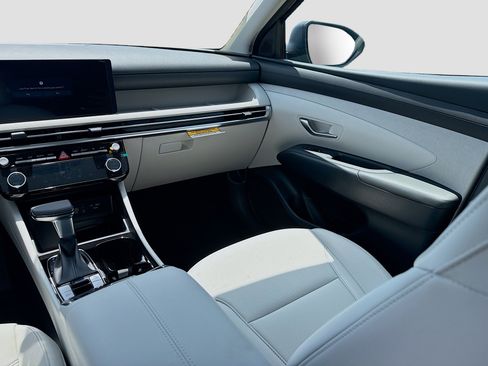 New 2026 Hyundai Tucson SEL FWD image 16