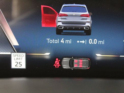 New 2026 BMW X5 xDrive40i w/ M Sport Package image 28