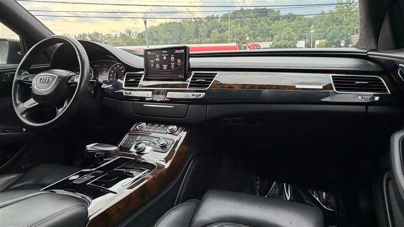 Used 2017 Audi A8 L 4.0T w/ Driver Assistance Package AWD/4WD image 39