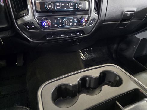 Used 2015 Chevrolet Silverado 2500 LT w/ LT Convenience Package image 29