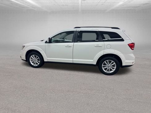 Used 2014 Dodge Journey SXT w/ Flexible Seating Group image 8
