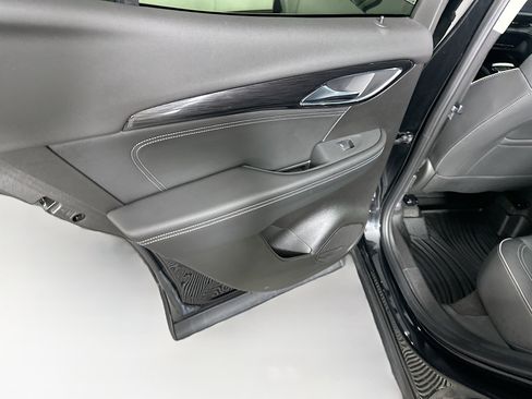 Used 2023 Buick Envision Essence FWD image 26