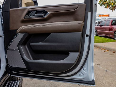 Used 2026 GMC Yukon XL Denali Ultimate image 40