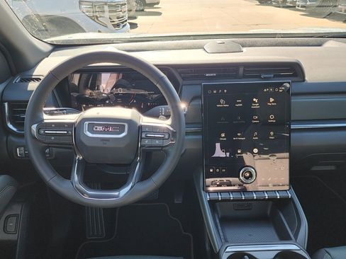 New 2026 GMC Terrain AT4 w/ Convenience Package III image 27