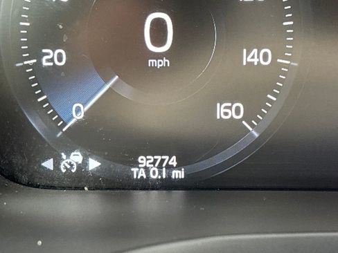 Used 2020 Volvo S60 T5 Momentum w/ Advanced Package image 24