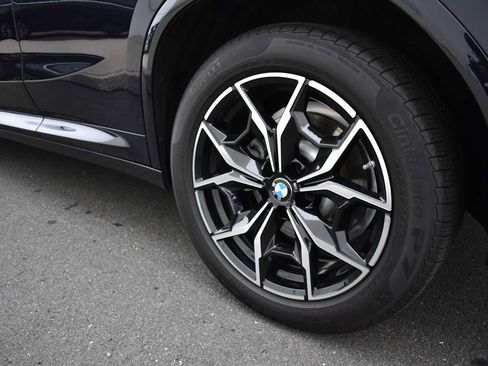 Used 2024 BMW X4 xDrive30i w/ Premium Package AWD/4WD image 17