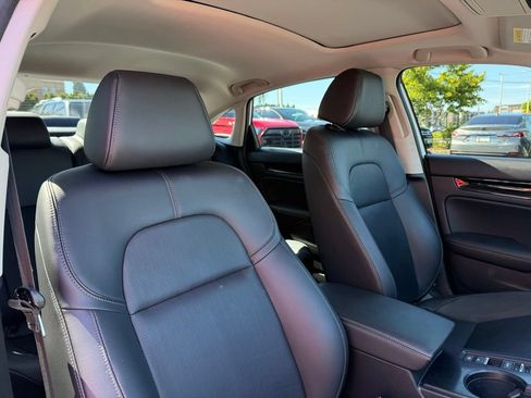 Used 2024 Honda Civic Touring image 22