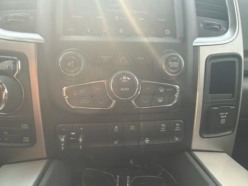 Used 2018 RAM 1500 Big Horn AWD/4WD image 18
