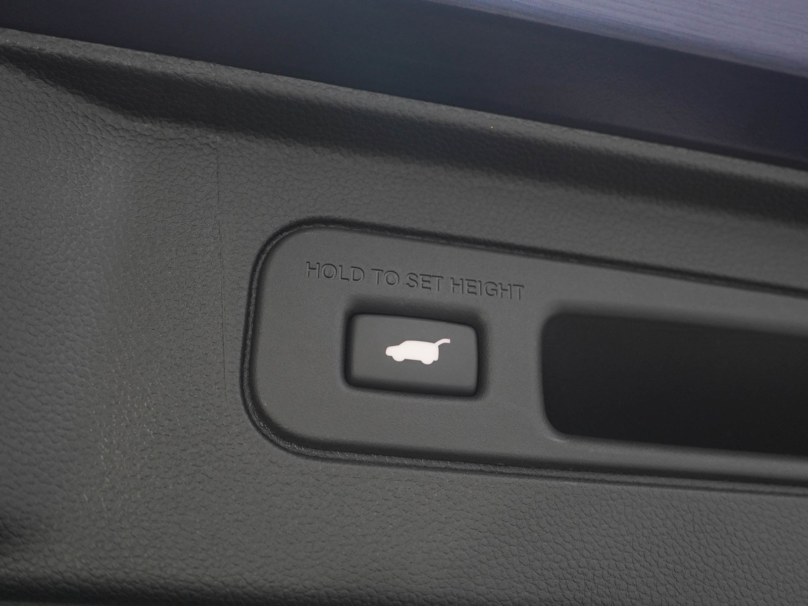 Used 2025 Honda Pilot EX-L image 11