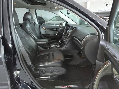 Used 2013 GMC Acadia Denali AWD/4WD image 29