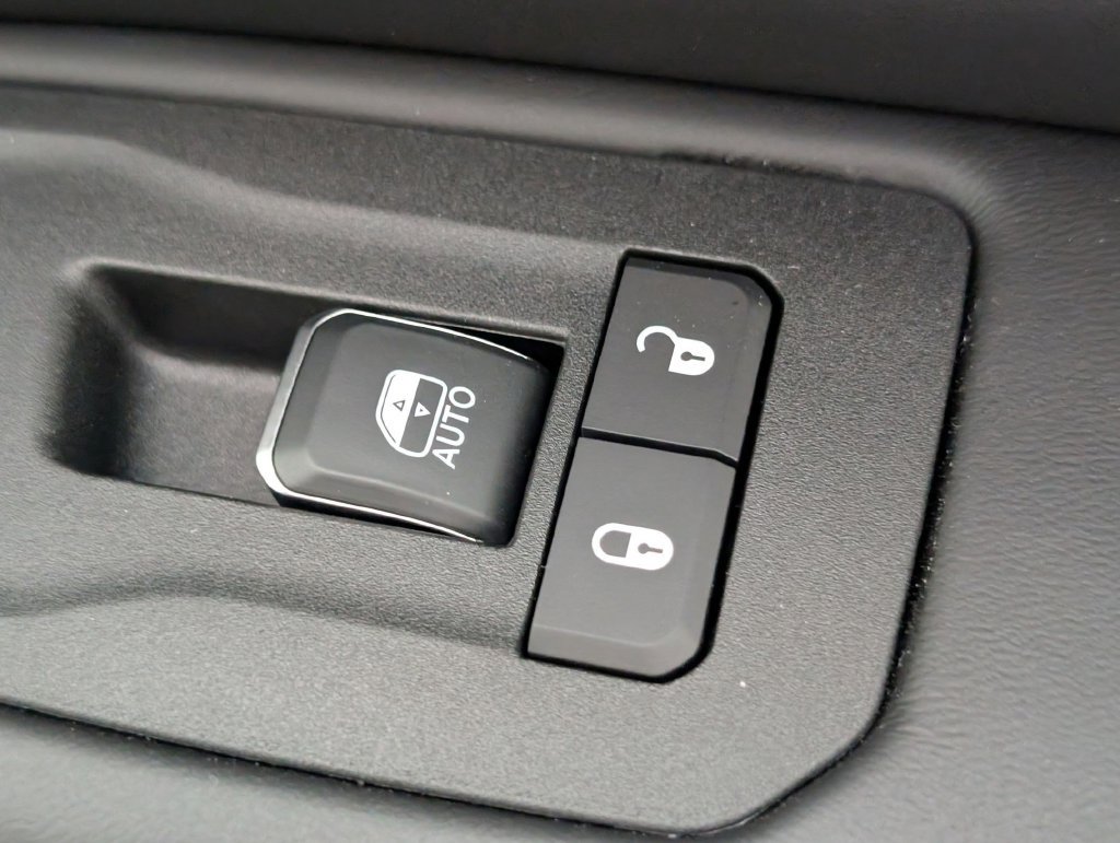 Used 2026 RAM 1500 Tungsten AWD/4WD image 33