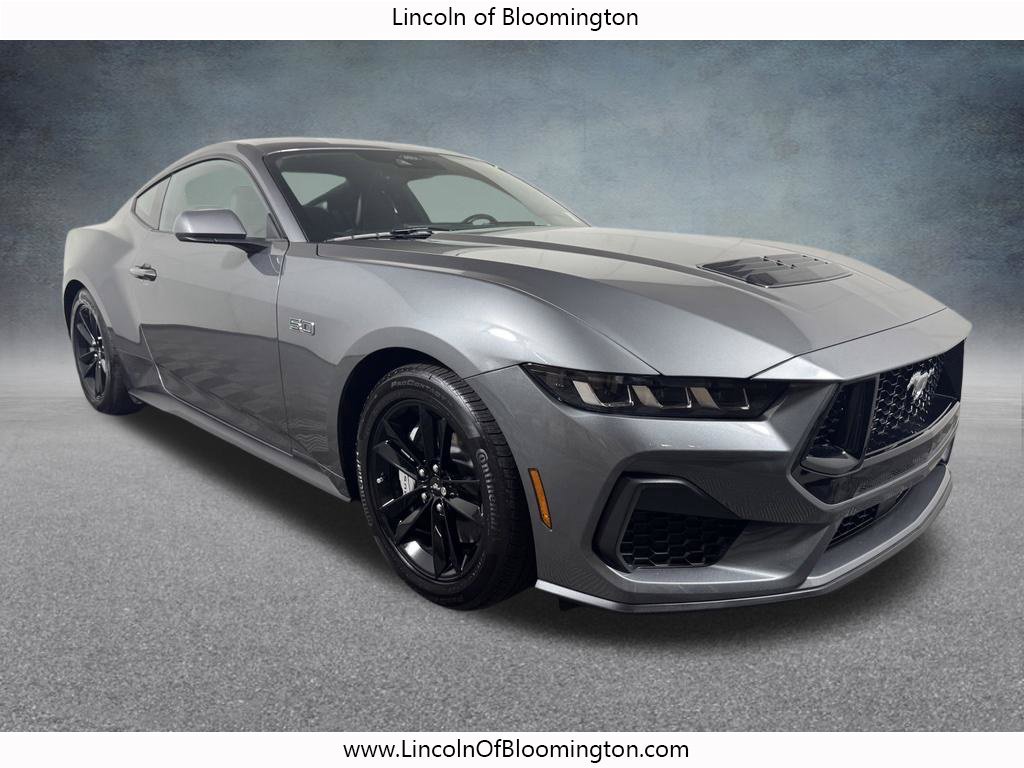 Used 2025 Ford Mustang GT RWD image 10