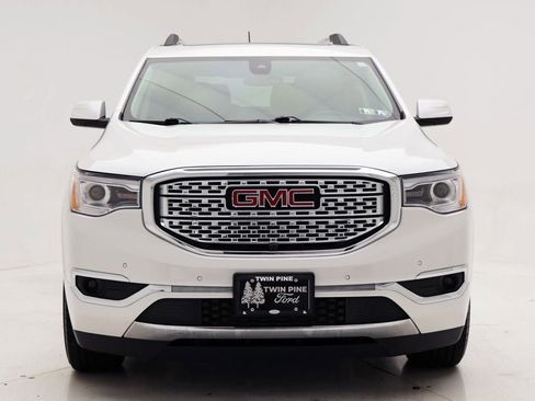 Used 2018 GMC Acadia Denali w/ Technology Package image 4
