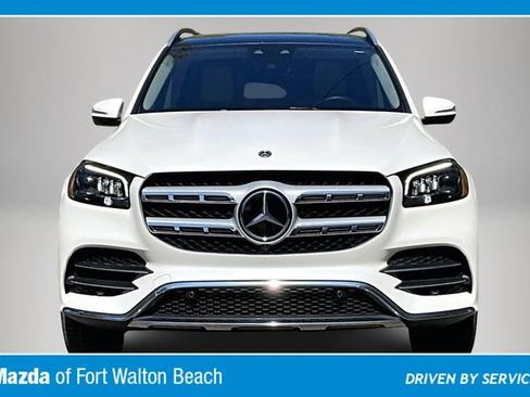Used 2023 Mercedes-Benz GLS 580 4MATIC image 3