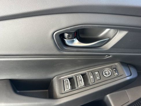 New 2026 Honda Accord SE image 11