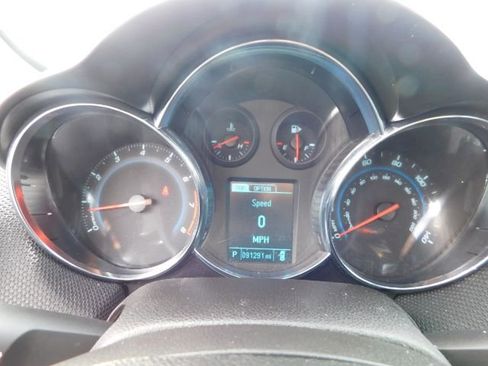 Used 2014 Chevrolet Cruze LTZ w/ Sun, Sound and Sport Package image 16