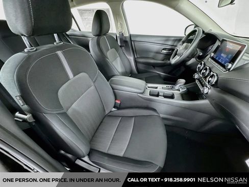 Certified 2025 Nissan Sentra SV FWD image 25