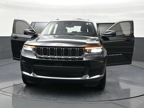 Used 2025 Jeep Grand Cherokee L Laredo w/ Luxury Tech Group I AWD/4WD image 33