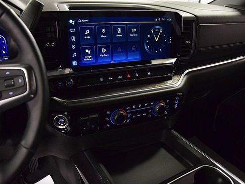 Used 2024 Chevrolet Silverado 2500 LTZ w/ LTZ Convenience Package image 25