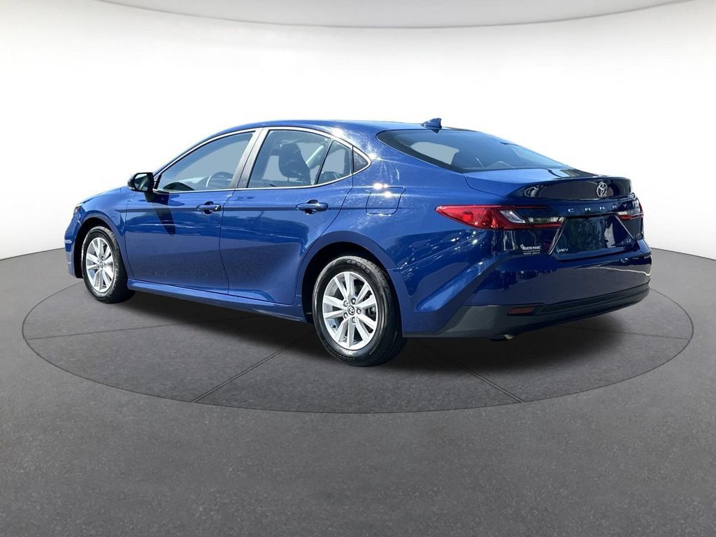 Used 2025 Toyota Camry LE FWD image 3