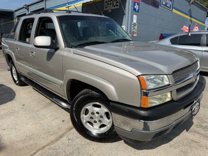 Used 2005 Chevrolet Avalanche LT w/ Preferred Equipment Group