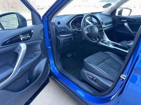 Used 2024 Mitsubishi Eclipse Cross SE image 11