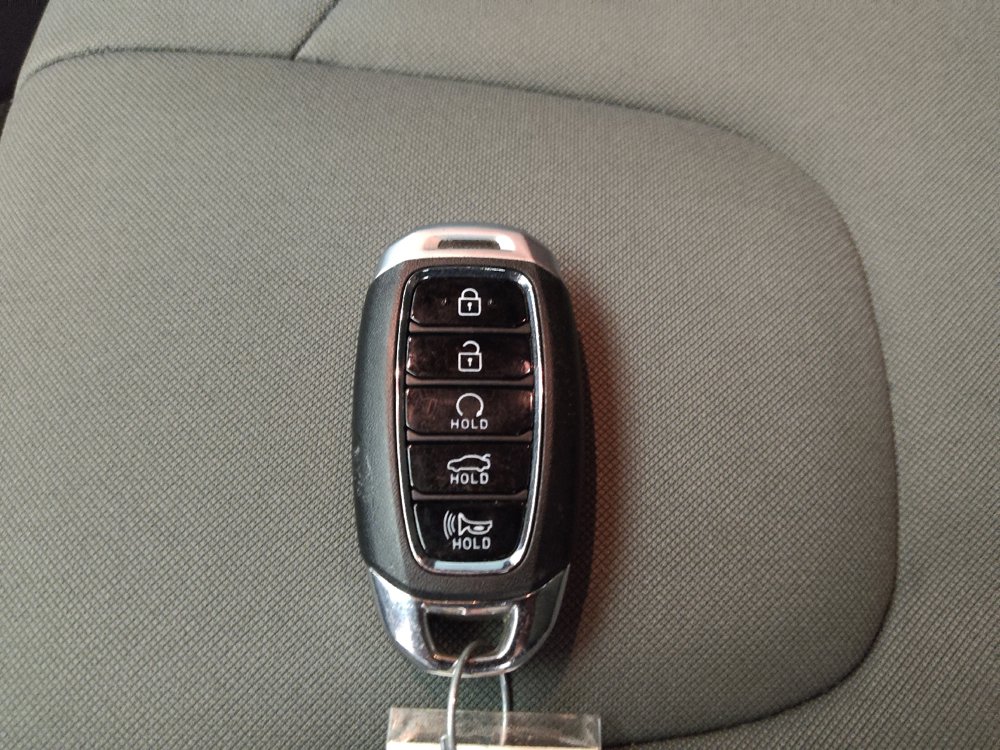 Used 2023 Hyundai Elantra SEL w/ Convenience Package FWD image 32