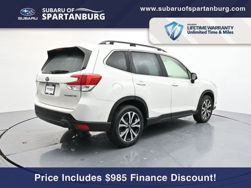 Used 2022 Subaru Forester Limited image 7