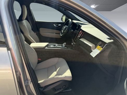 Used 2026 Volvo XC60 B5 Plus w/ Climate Package image 28