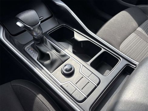 Used 2023 Kia Sorento LX image 33