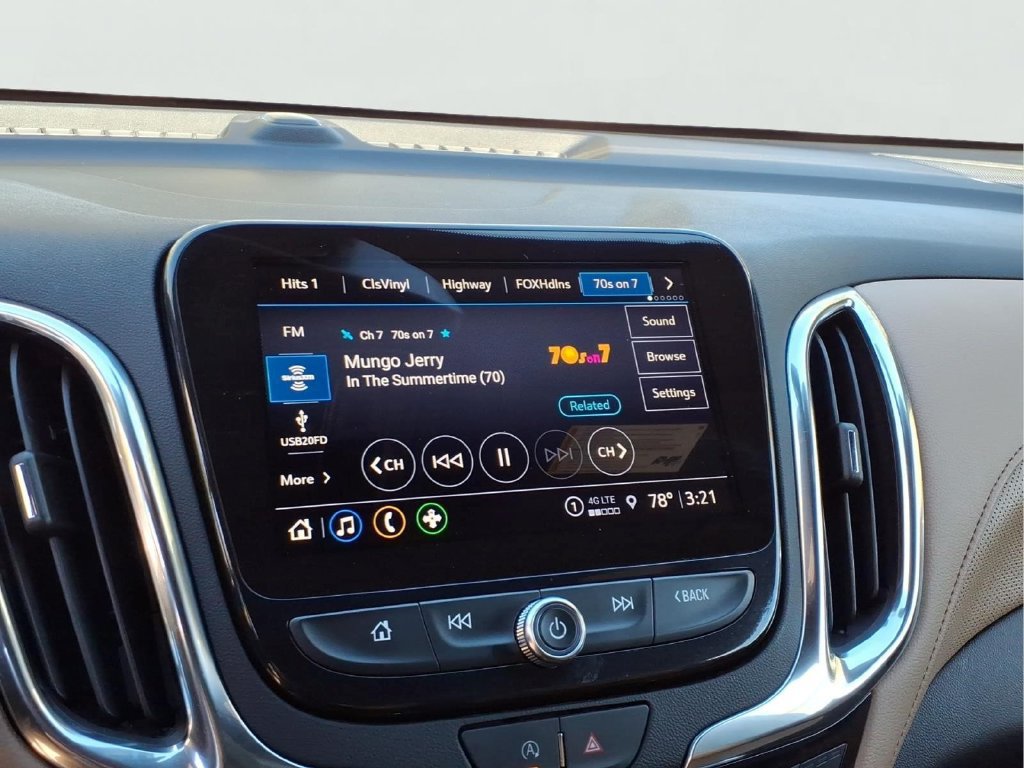 Used 2024 Chevrolet Equinox Premier AWD/4WD image 4