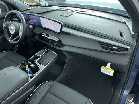 New 2025 Buick Enclave Preferred w/ Power Package image 29