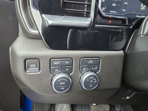 Used 2024 GMC Sierra 1500 Elevation w/ Preferred Package image 28