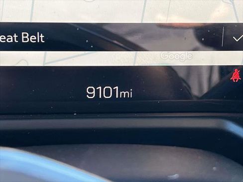 Certified 2025 GMC Acadia Elevation w/ Elevation Premium Package image 26