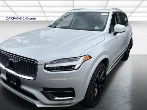 Used 2023 Volvo XC90 B6 Plus w/ Protection Package AWD/4WD image 1