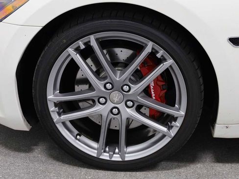 Used 2018 Maserati GranTurismo Sport image 36