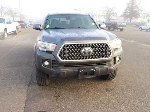 Certified 2019 Toyota Tacoma TRD Off-Road w/ Technology Package image 3