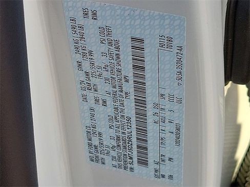 New 2024 Lincoln Corsair Grand Touring image 11