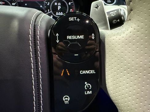 Used 2021 Land Rover Range Rover Sport SVR AWD/4WD image 64