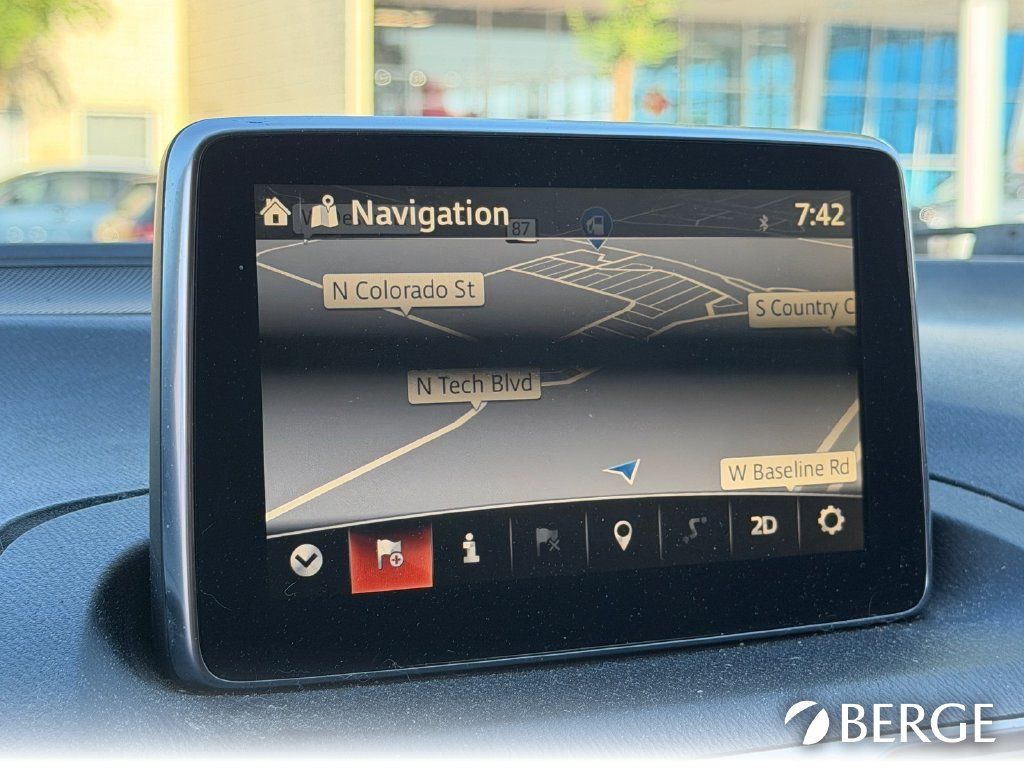 Used 2016 MAZDA MAZDA3 i Touring FWD image 22